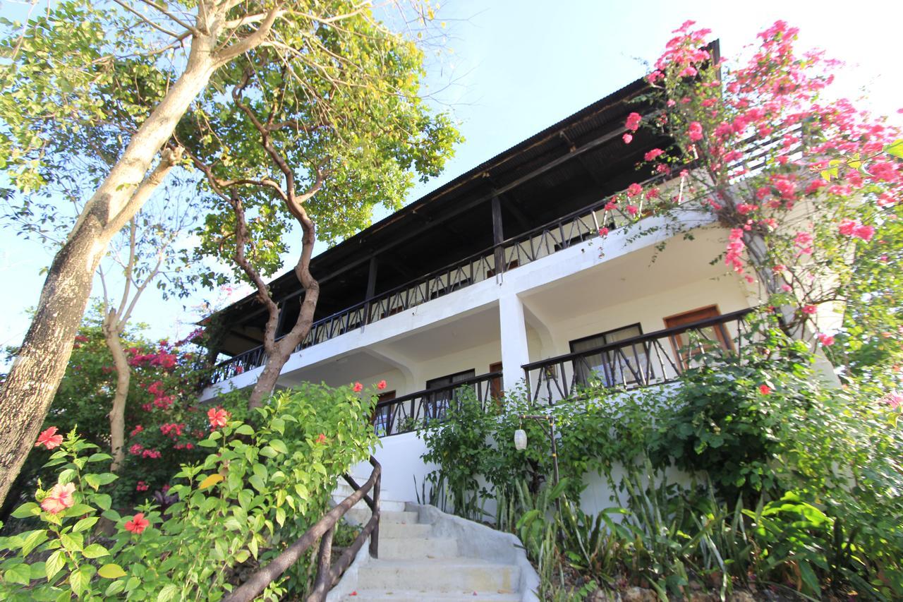 Discovery Island Resort Coron Εξωτερικό φωτογραφία